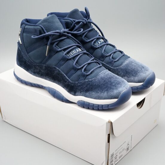 Air Jordan 11 Retro (W) Midnight Navy