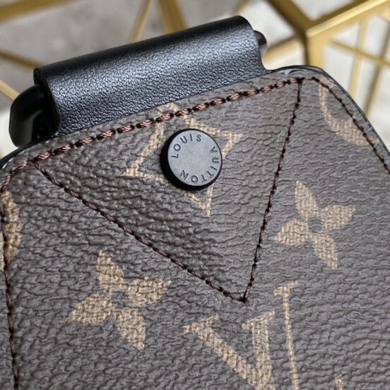 LV Bag top origina chest bag